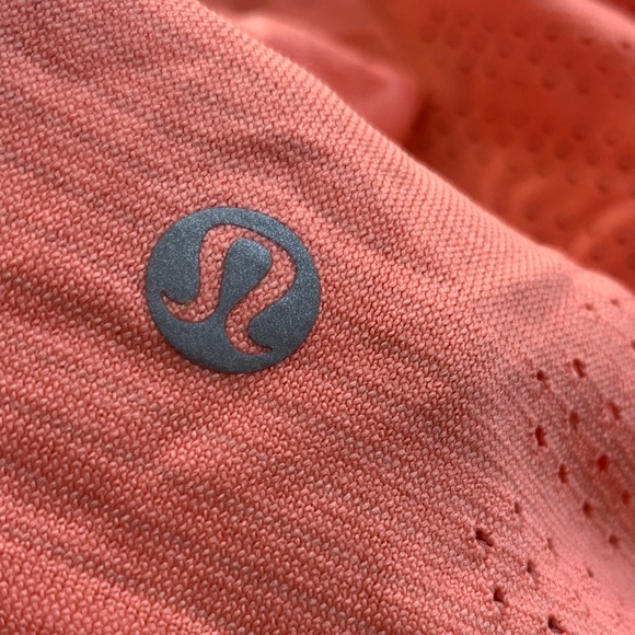 lululemon athletica Coral Short Sleeve Tee - Picture 5 of 9
